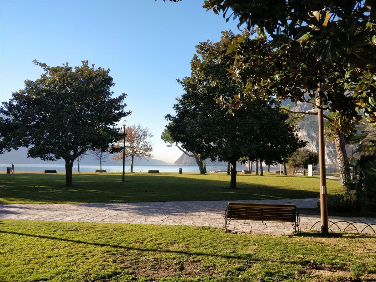 Appartamento Silvy Riva del Garda Esterno foto